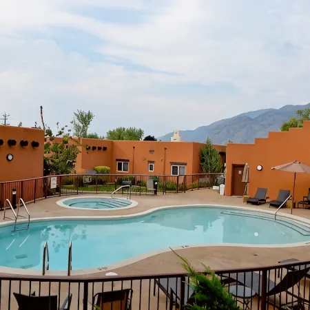 3 Bedroom Rental Townhome With Osoyoos Lake Views!