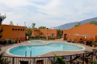 3 Bedroom Rental Townhome With Osoyoos Lake Views! - Pools
