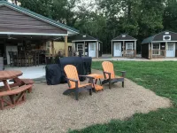“Clabe” one of the 5 Tiny Cabins on the Osage River - Chalets