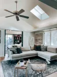 Cozy, artsy chalet in Stillwater with WiFi and AC and set in a scenic landscape.