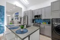 Casa Tranquila - Fully-Renovated 2-bedroom Townhome in Old Town Key West - Bungalow