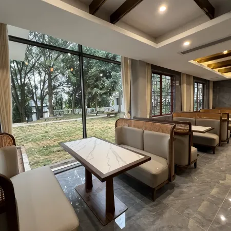 Cuiping Lake Xishan Academy