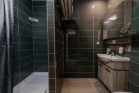 City Hotel - ที่มีที่จอดรถ
