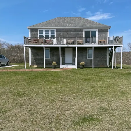 Authentic Nantucket Experience at Sunny Daze!