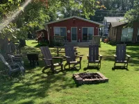 Bemus Point Lake Front Cottage with Dock Hotels in Ellery