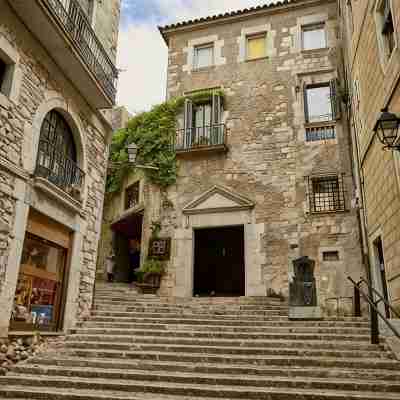 Amazing duplex near the cathedral in the heart to Girona Hotel Exterior