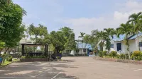 Aries Biru Hotel & Villa - parkir