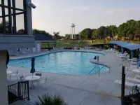 Spacious 4 bed/ 4 bath Villa on Golf Course - Pools