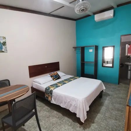 Hotel Cabinas Jacomar