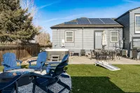 ARCADE - FIRE PIT - HOT TUB - BACKYARD GAMES - OLDE TOWN HISTORIC DISTRICT - 3-Star