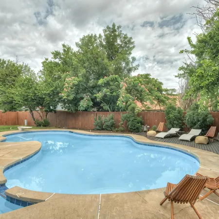 North OKC - Large, Modern Home with Pool and Game Room