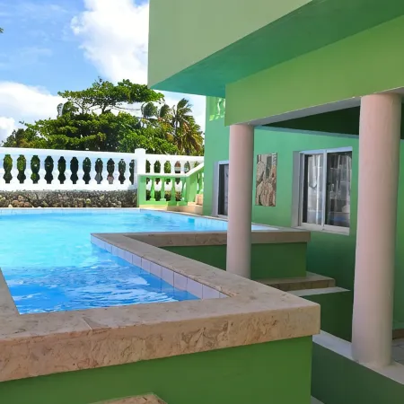 Villa Belvedere; Play Pool at The Beach!,  Sleeps 8. Chef Available