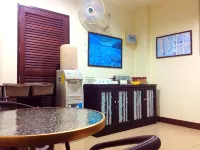 T.P. Place Hotel