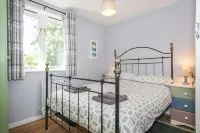 Lord Derby, Cottage with pool & hot tub, tranquil setting,20min from Southwold - Wi-Fi