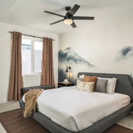 Casa Colorado: 4Br Luxury Home · Rooftop Deck · Colorado Mountain Base Camp