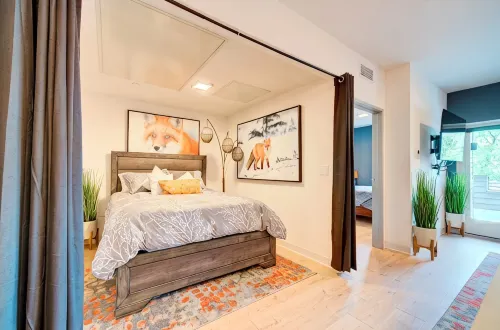 The Fox Den in Downtown Bozeman with Mountain Views, Large Private Deck