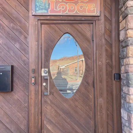 Welcome To The New Kanab Lodge Suite 22