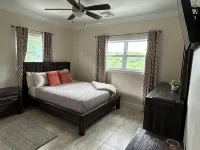 Luxury Exuma 2bdrm Apartment, Newly Built, #3 ファーマーズ・ヒルのホテル