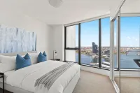 A 2BR Apt with Amazing Harbor Views, FREE Parking - Homestays