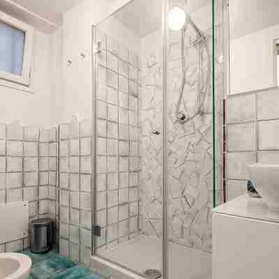 Cozy apartment two minutes from Teatro Verdi and Villa Comunale Rooms