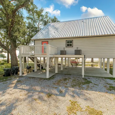 Spacious 5-bedroom house in Charming Long Beach