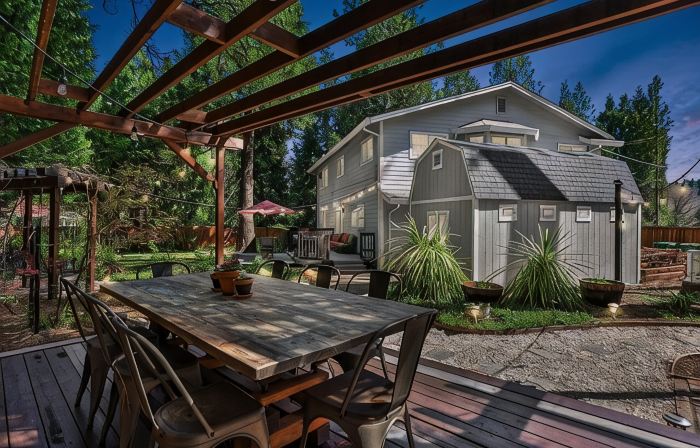 Country Style Mountain Home - View of Lake Forebay