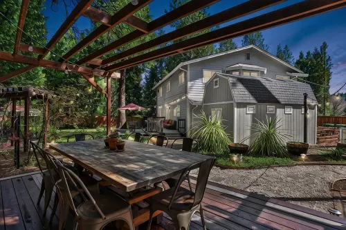 Country Style Mountain Home - View of Lake Forebay - Wifi