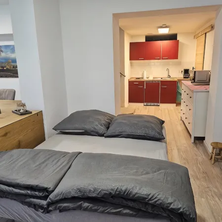 Central apartment 70 m² up to 4 persons - close to the main station & trade fair Essen