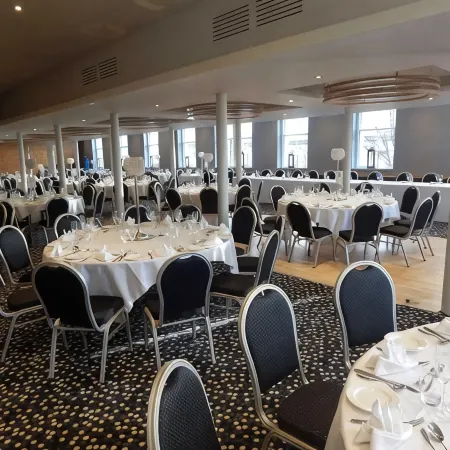 DoubleTree by Hilton Belfast City Ten Square