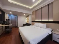 Depok Residences - Fitnessstudio
