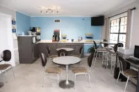 Days Inn by Wyndham Monroe La - 2-Star