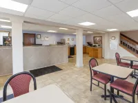 Super 8 by Wyndham Michigan City Hotel di Coolspring Township