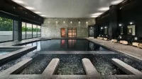 Delonix Hotel Karawang - Hot Springs