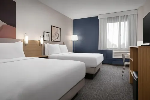 Spark by Hilton Lakewood Denver Southwest