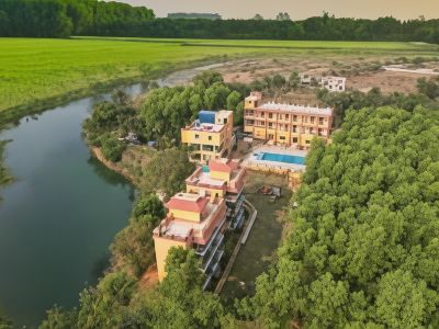 Resort Neel Nirjan