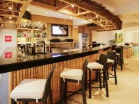 Villa Caemilla Beach Boutique Hotel Hotel dekat Pantai Cagban