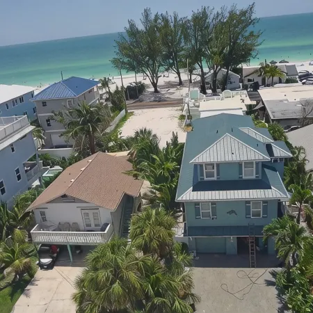 Private Executive Home/Resort Tropical Plant/Luxury/BeachView/ Pool/Spa.Elevator