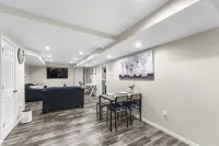Modern 1-BR Apartment