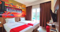 Front One Hotel Purwodadi