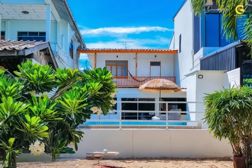 Gao Phala Beachfront Hostel - 游泳池