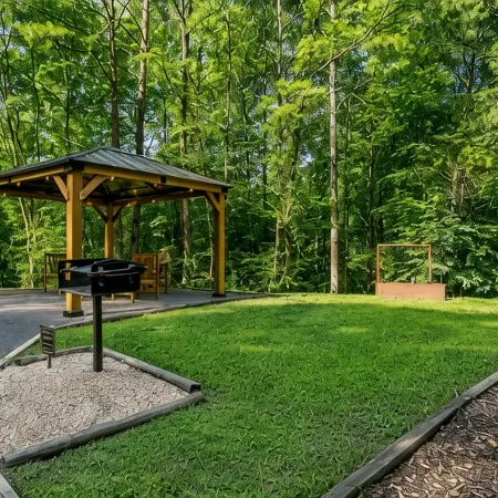 Private Hot Tub - Winter Woodland Setting - Charming Cabin - No Scary Roads