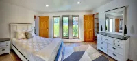 Private 5 BDR Pet Friendly Mountain Villa w/ Jacuzzi minutes from Santa Fe - Villas