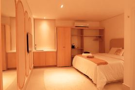 Roka Hotel Boutique