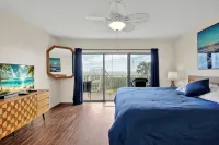Family Beachfront Condo - Cocoa Beach Boardwalk - Pool