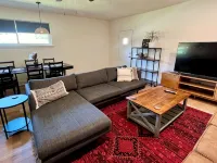 Mid-West Mod-1 mile to OU-Central Norman-Sleeps 16 - 4 ดาว