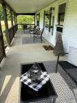 Grassy Meadow Getaway - HOT TUB! - 3つ星