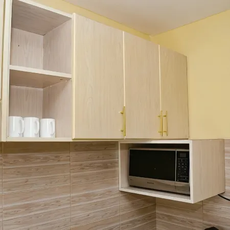 Cozy brand-new fully furnished 2 bedroom, 2 bath suite 5min from city center Отели в г. Китале