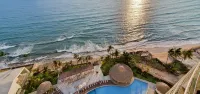 3BR fully equipped condo OCEAN FRONT - Golden Zone - بيت ضيافة