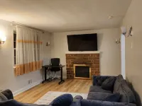 Convenient/family friendly home with yard driveway Hotels in Silver Spring