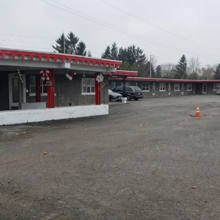 Travellers Motel